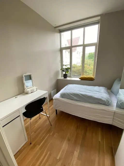 Modern Apartment With Panoramic View In Central Bergen